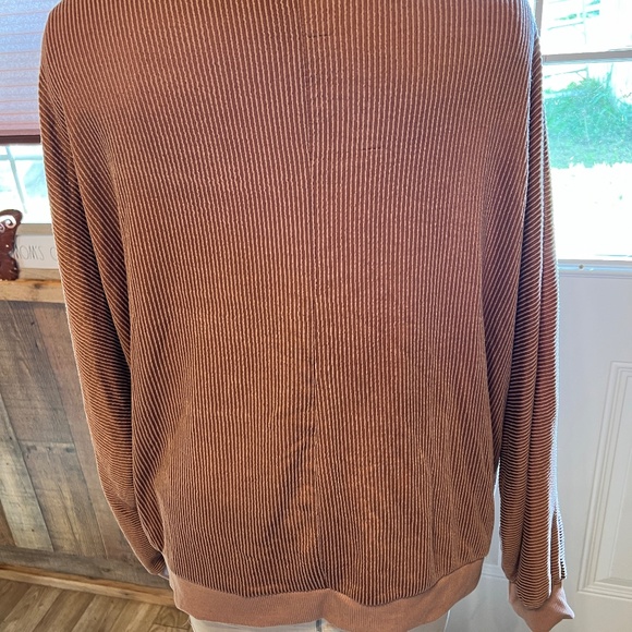 WOMENS LADIES PLUS SIZE 2X BROWN LONG SLEEVE TOP SHIRT BY IT'S - Picture 6 of 7